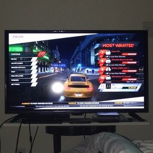 Insignia tv brand new still week old 42”